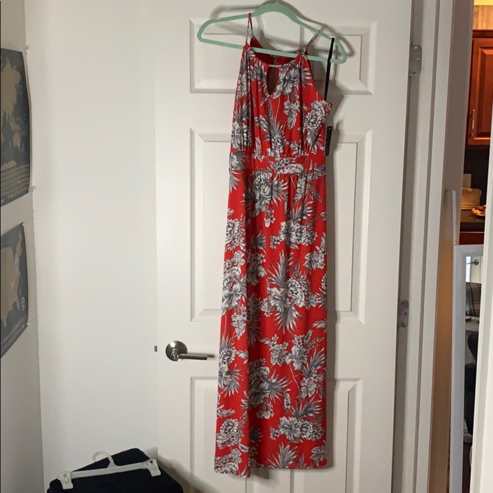 Dress - Picture 2 of 4